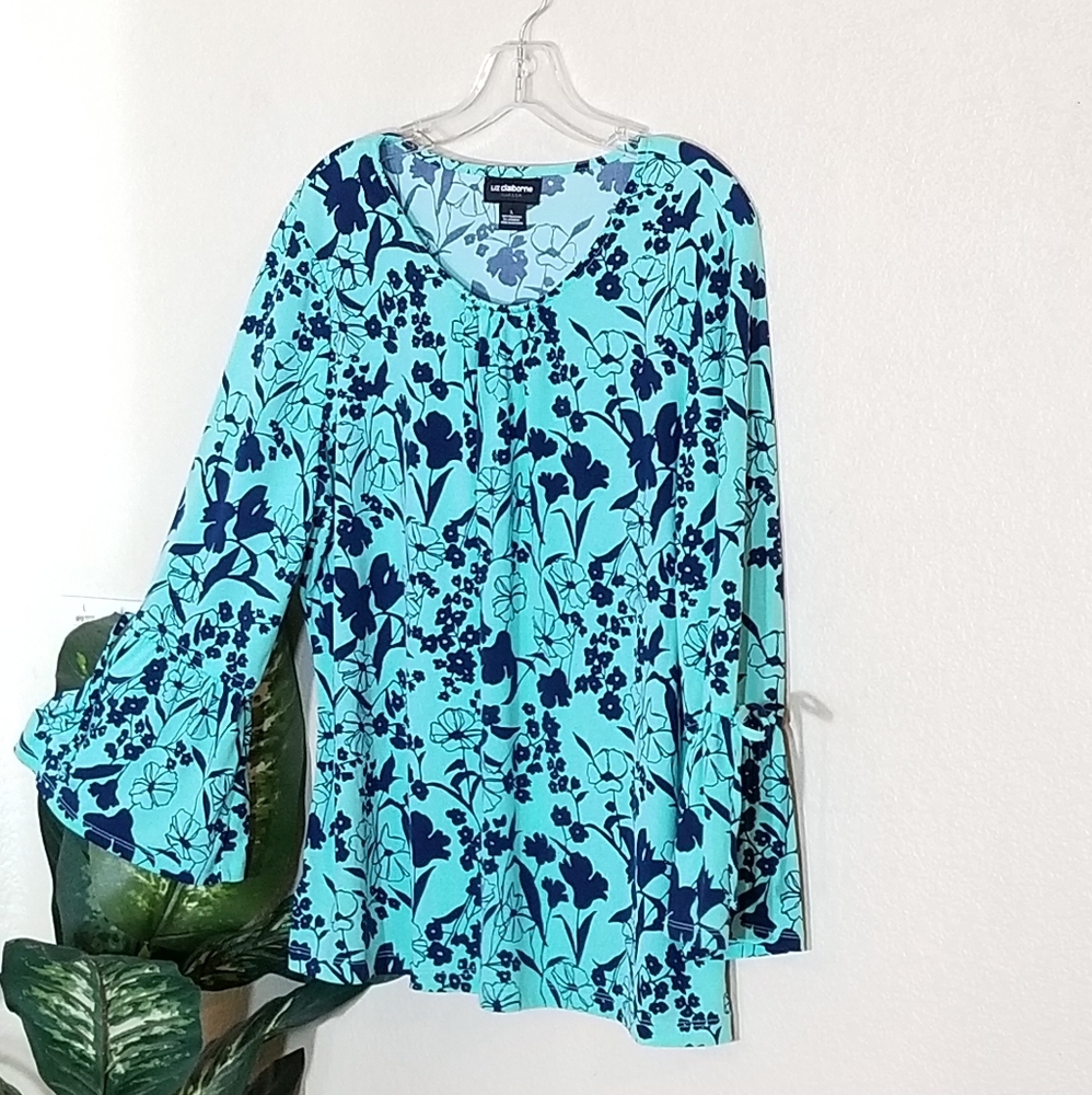 Liz Claiborne long sleave Top size L.